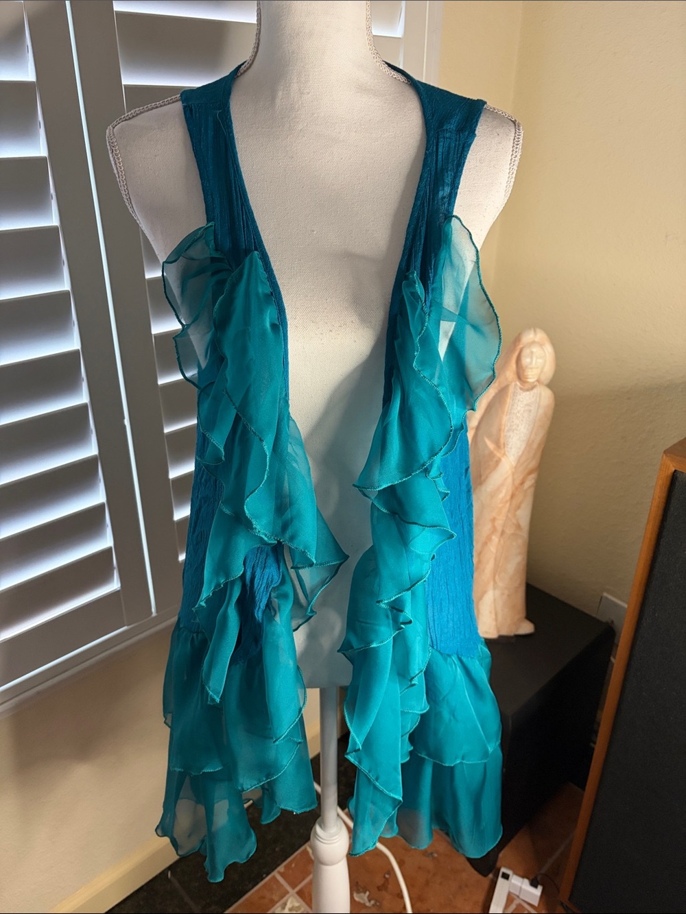 🩵💙Pretty Angel Teal Linen/Chiffon Ruffled Vest W/Button Closure Size XL NWOT